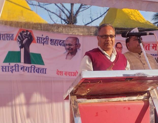 यदि लोगों की नागरिकता संदिग्ध, तो मोदी सरकार भी अवैध: पराते