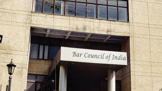 कदाचार के आरोप में बार काउंसिल ऑफ यूपी  के अध्यक्ष हरिशंकर सिंह को बीसीआई ने हटाया