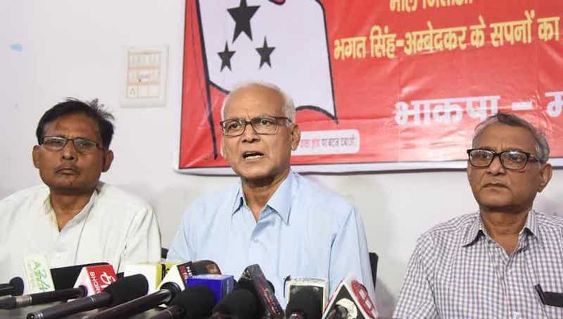 राज्य सचिव कुणाल और धीरेंद्र झा। फाइल फोटो।