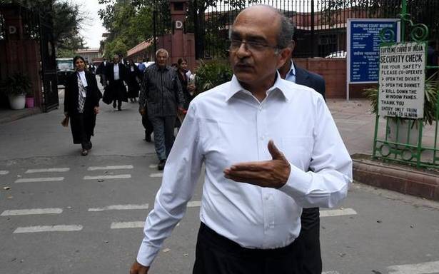 प्रशांत के आईने को सुप्रीम कोर्ट ने माना अवमानना