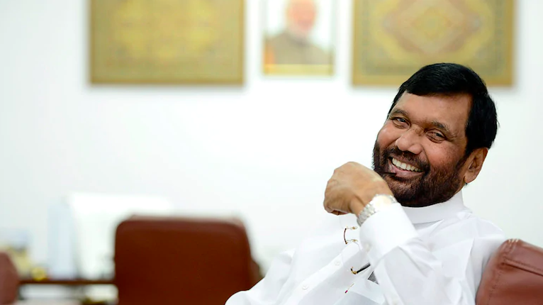 अन्य पिछड़े वर्ग के लिए बड़ी लड़ाइयां लड़ने वाले पासवान को कभी नहीं मिला पिछड़ों का साथ