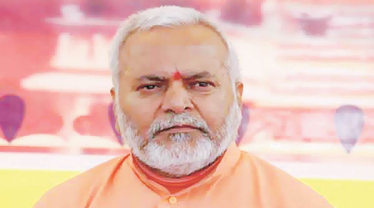 स्वामी चिन्मयानंद।