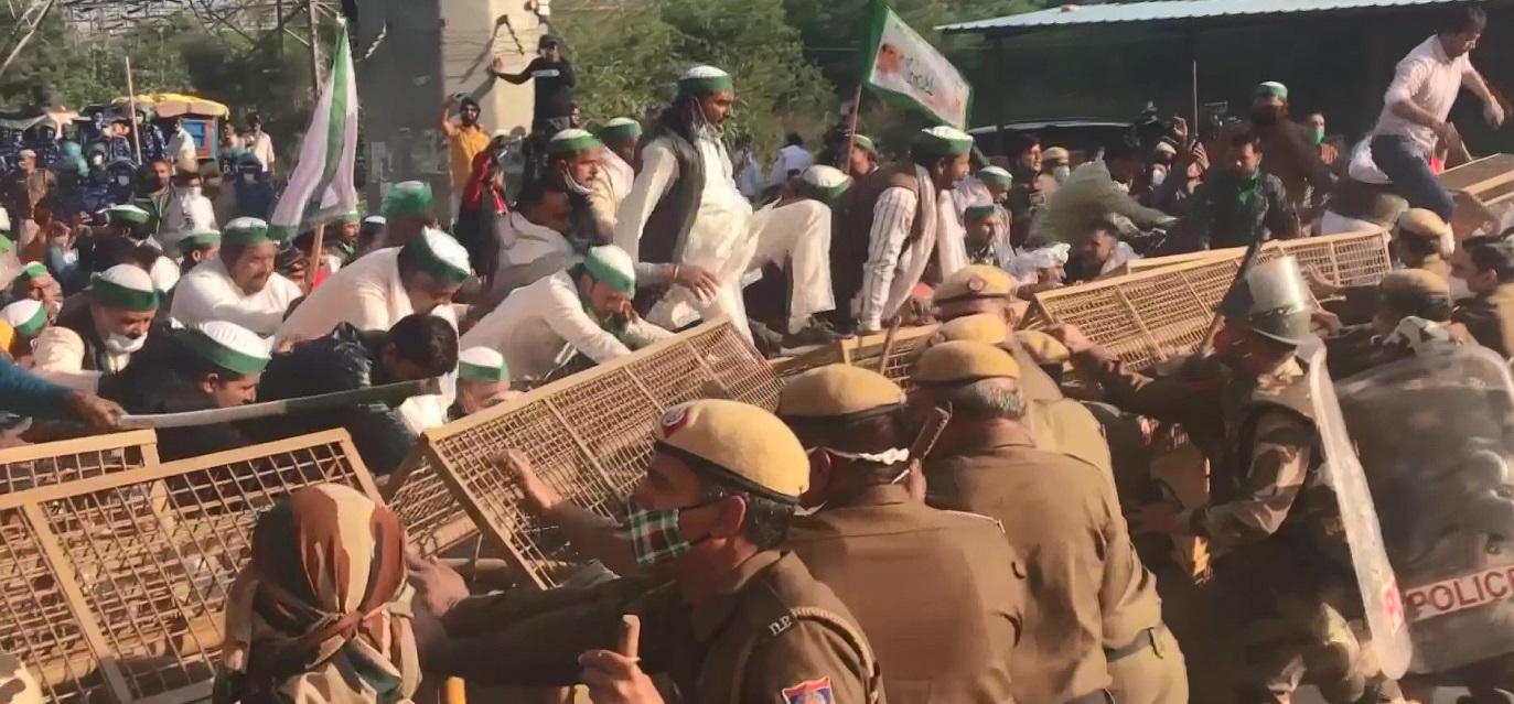 यूपी के किसान गाजीपुर बॉर्डर पर।