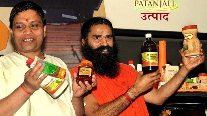 रामदेव साबित हुए मिलावटी बाबा, पतंजलि शहद के नाम पर बेचती है शक्कर