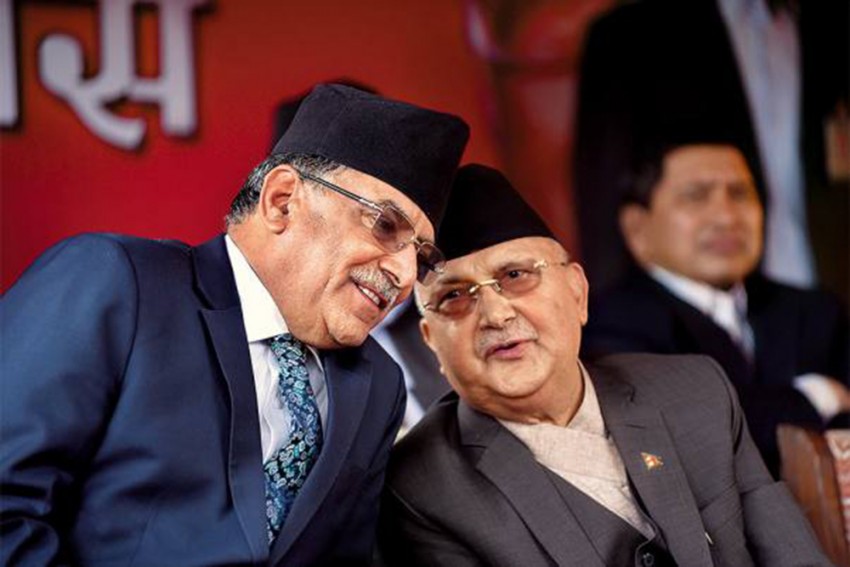प्रचंड और ओली।