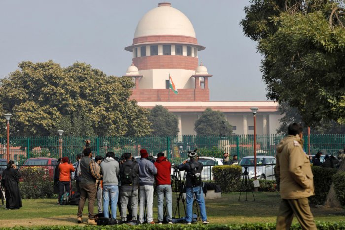 प्रवासी मजदूरों पर सुप्रीम मेहरबानी! कोर्ट ने दिया राज्यों को राशन मुहैया कराने का निर्देश