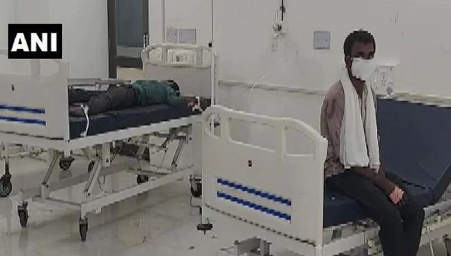 सूरत में जहरीली गैस के रिसाव से 6 मजदूरों की मौत, 25 की हालत गंभीर