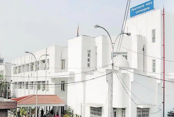 उत्तराखण्ड विधानसभा चुनाव में करोड़पति और आपराधिक पृष्ठभूमि के प्रत्याशी ज्यादा पसंद आये