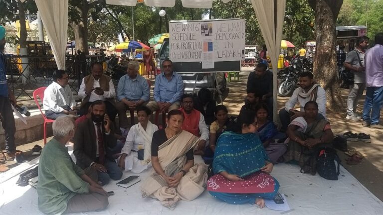 सोनम वांगचुक के सत्याग्रह के समर्थन में रांची में धरना व उपवास 