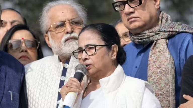 पश्चिम बंगाल में दीदी ने कहा-‘आमी एकला लड़बो’