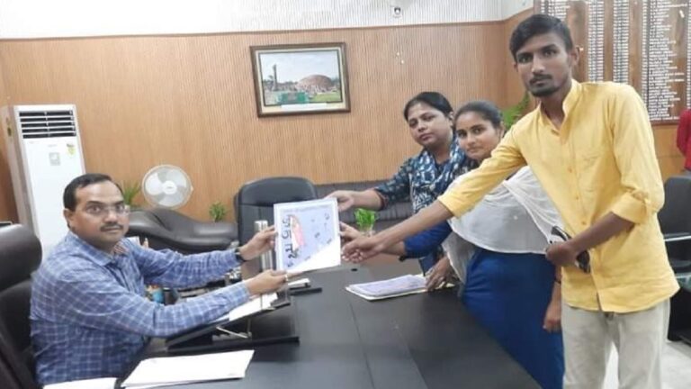 ग्राउंड रिपोर्ट: सेक्स वर्कर समाज से निकलती पत्रिका ‘जुगनू’