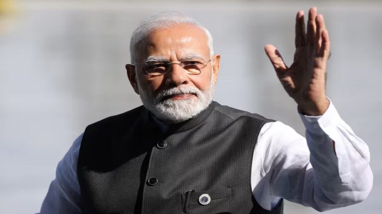 दहशत और उसे बनाए रखने का घना जाल है इस खामोशी के पीछे