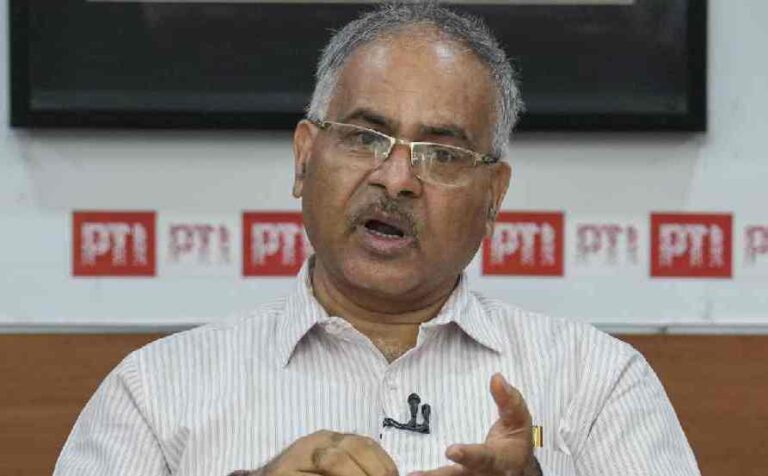 सरकार ने फिर किया एनसीईआरटी के पाठ्यक्रमों में बदलाव, संस्था के चीफ ने कहा-दंगों और ध्वंस के बारे में पढ़ाया जाना जरूरी नहीं