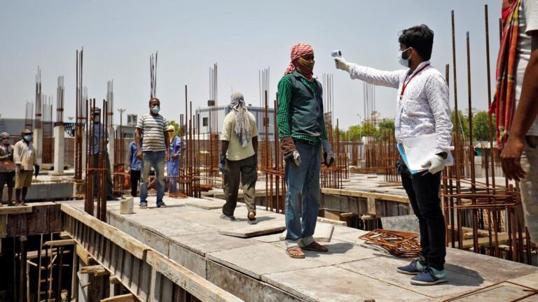 मजदूरों को देश के संसाधनों पर अधिकार के लिए आगे आना होगा