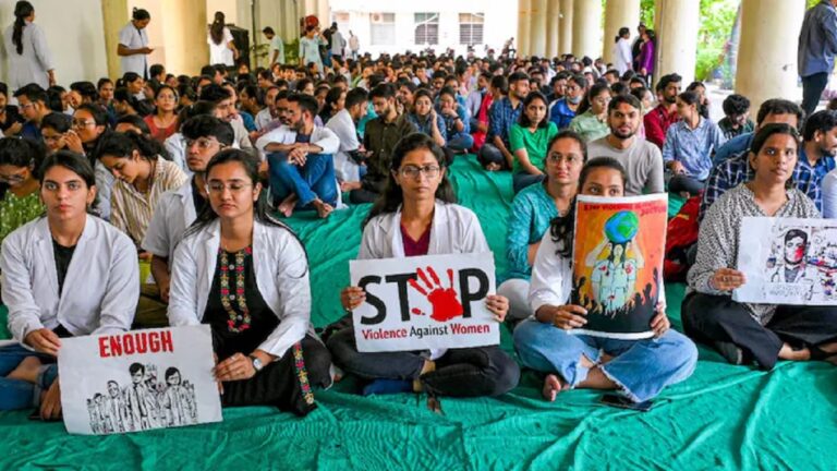 कोलकाता चिकित्सक बलात्कार-हत्याकांड: ममता बनर्जी को जवाब देना ही होगा !