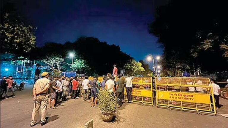 जेएनयू में छात्राओं के साथ छेड़खानी और हिंसा की बढ़ती वारदात, क्या जेएनयू कैम्पस का मिज़ाज बदल रहा है?