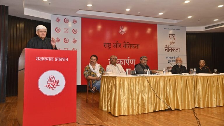 ‘सवाल’ आज का सबसे जरूरी शब्द है : गोपालकृष्ण गांधी