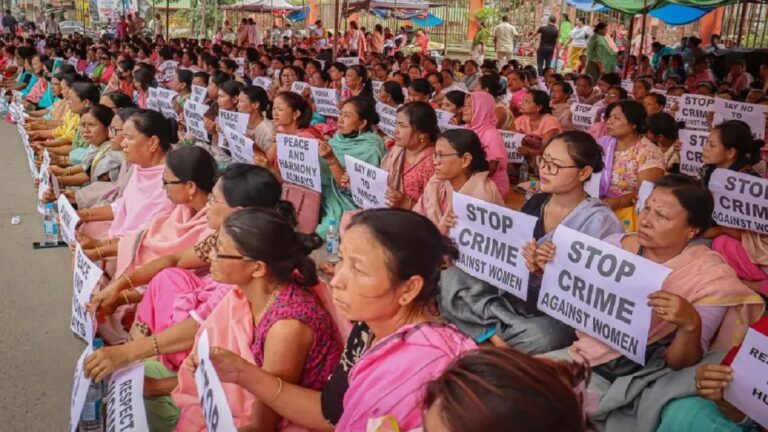 मणिपुर समस्या का क्या समाधान हो सकता है?
