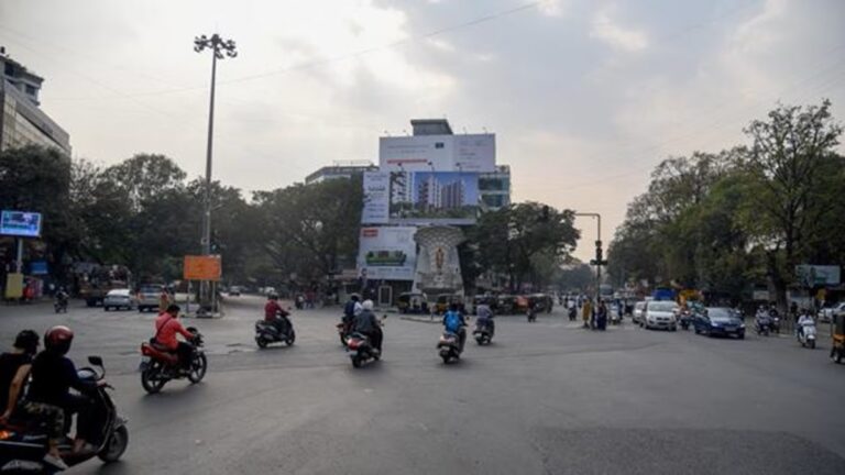 महाराष्ट्र चुनाव : क्या है मुद्दा और माहौल, जनता का रुख है किस तरफ ?