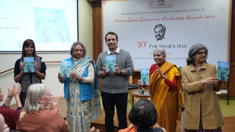 चरखा का 30वां स्थापना दिवस: ग्रासरूट्स लीडर्स को किया सम्मानित