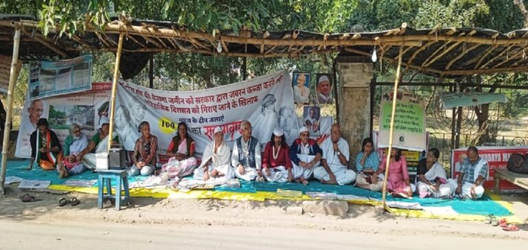 बाजार के जरिए विचार को खत्म करने की कोशिश की गई है: दिनेश प्रियमन