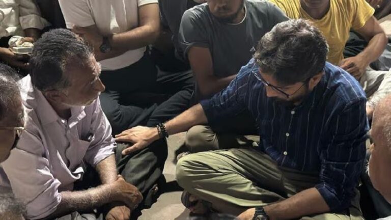निर्यातोन्मुखी विकास बनाम उपभोग आधारित विकास