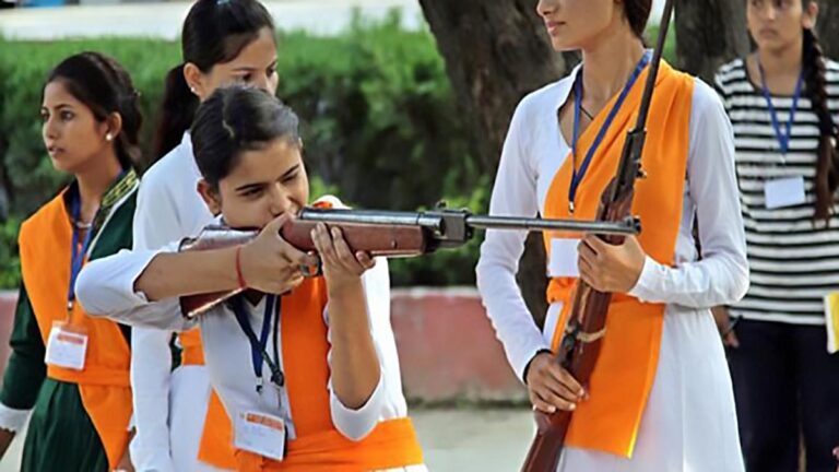 फासीवाद और हिंदुत्व: मोदी सरकार के चरित्र को समझने के लिए आर.एस.एस को समझना जरूरी
