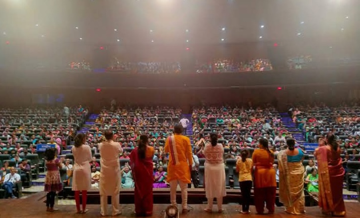 दुनिया की शांति,सौहार्द और सार्वभौमिकता को बचाने का कलात्मक आशावाद है थियेटर ऑफ़ रेलेवंस नाट्य दर्शन !
